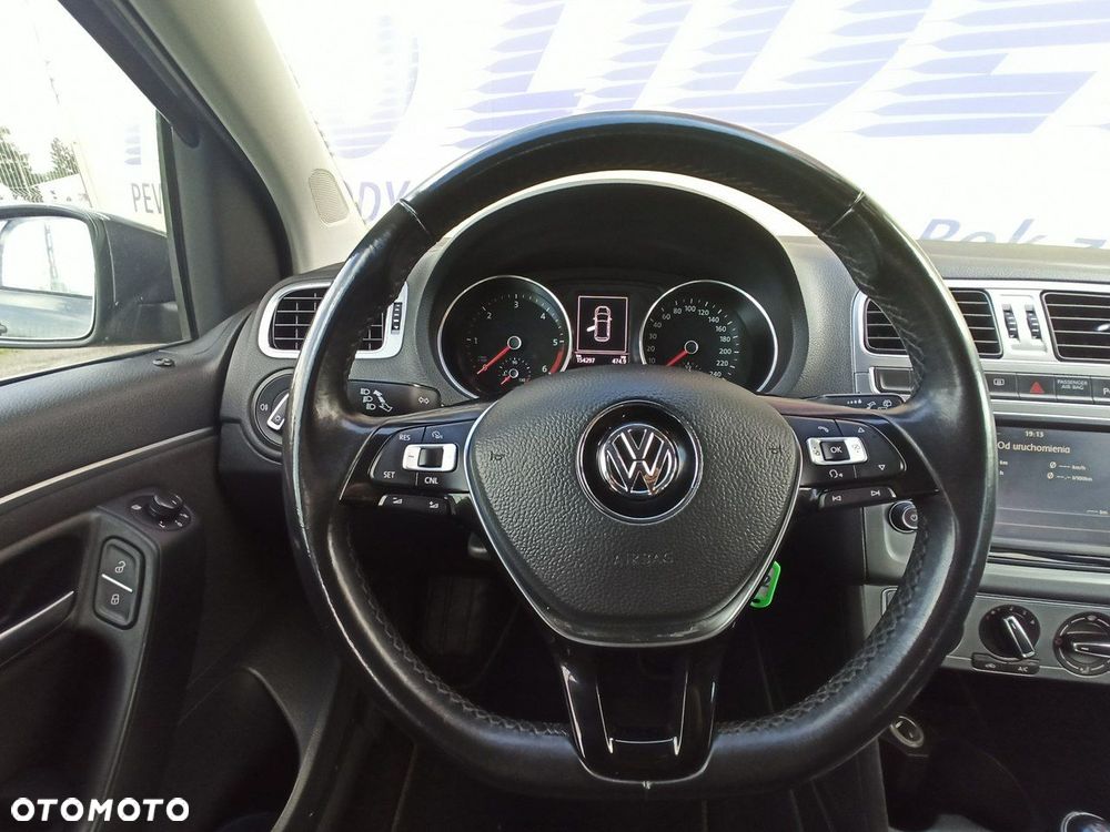 Volkswagen Polo 1.4 TDI (Blue Motion Technology) Comfortline - 13