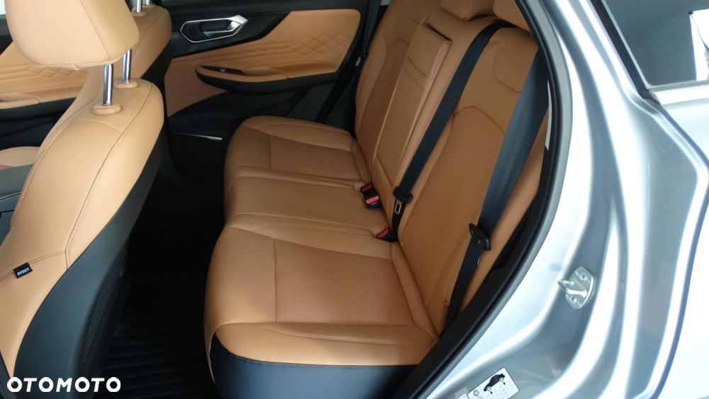 BAIC 7 1.5T Luxury DCT - 17