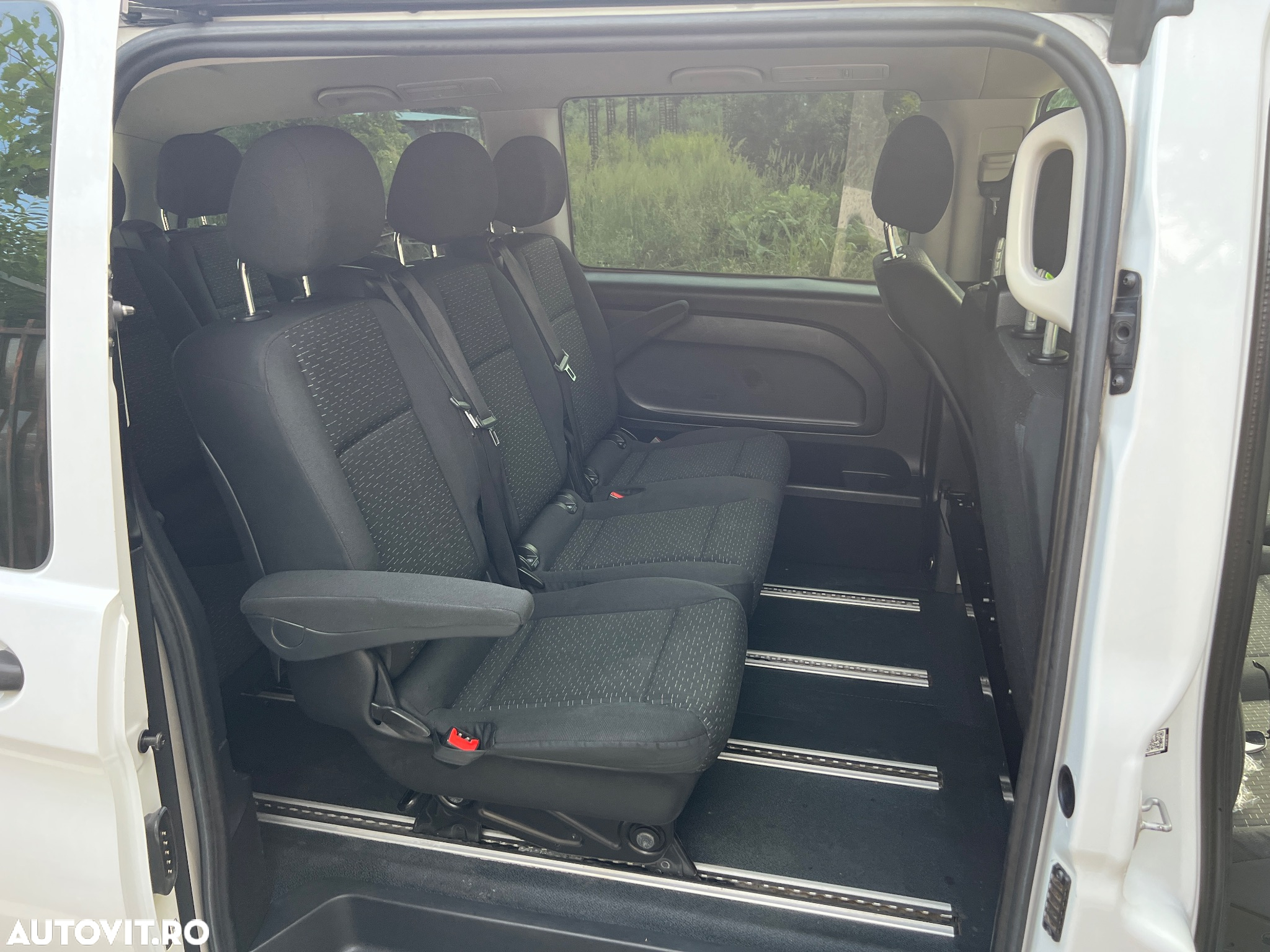 Mercedes-Benz Vito Tourer Compact 114 CDI 136CP RWD 9AT BASE - 9