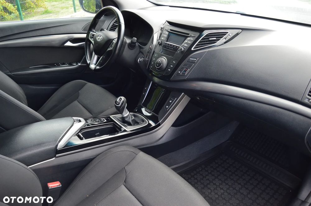 Hyundai i40 - 16
