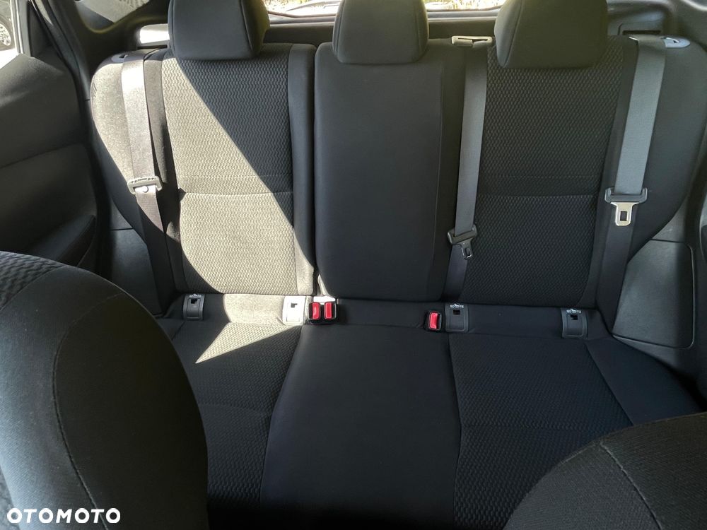 Nissan Qashqai 1.2 DIG-T Visia EU6 - 17