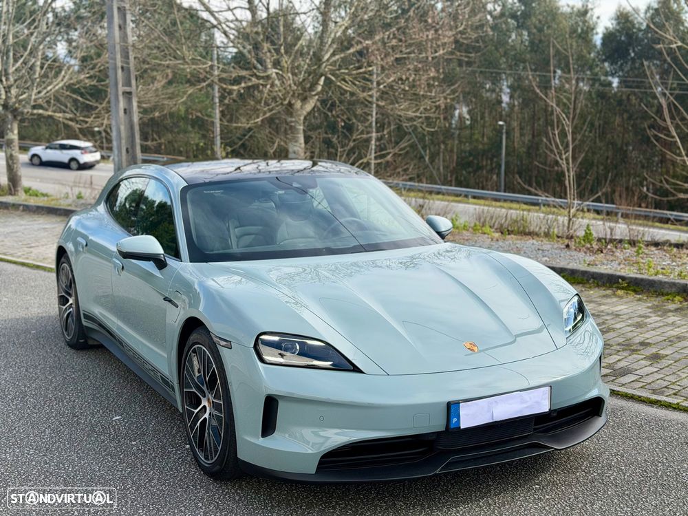 Porsche Taycan Sport Turismo bateria Performance Plus - 17