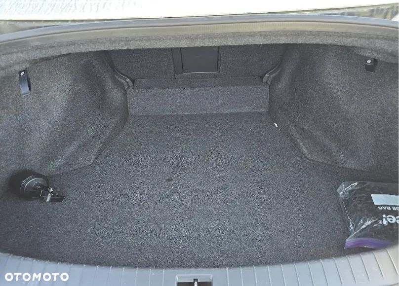 Infiniti Q50 - 11