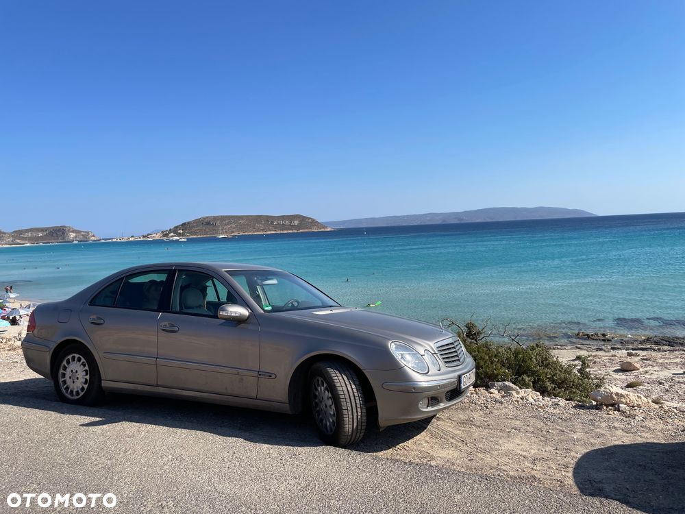 Mercedes-Benz Klasa E - 26