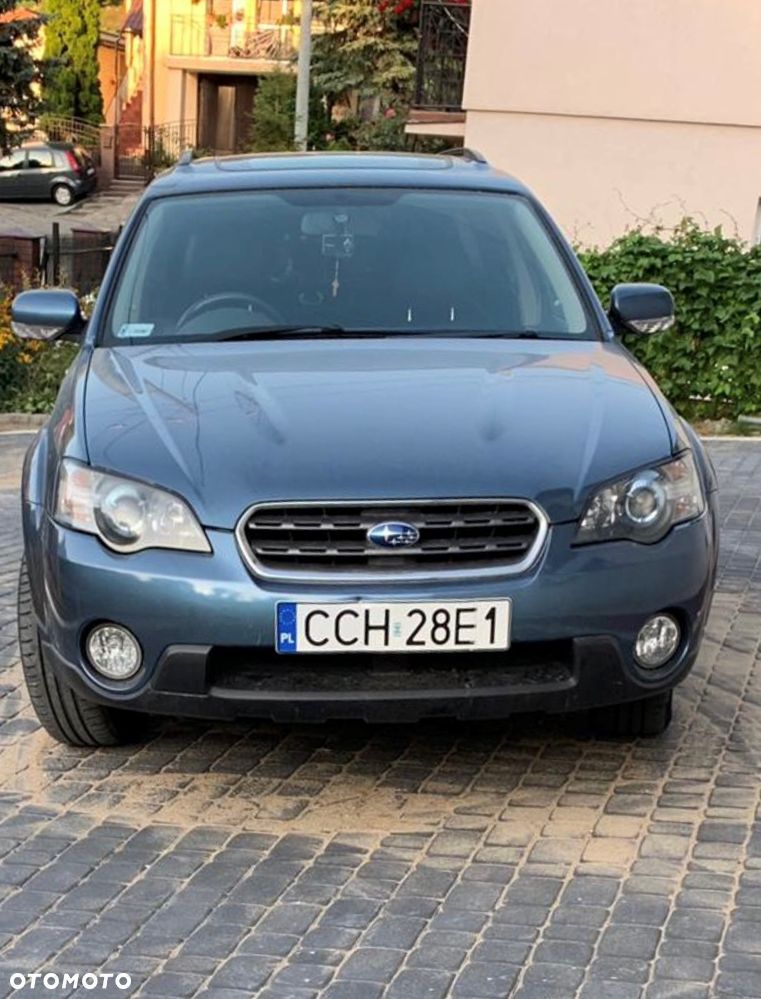 Subaru Outback 2.5 - 6