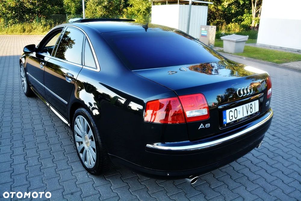 Audi A8 4.2 Quattro - 4