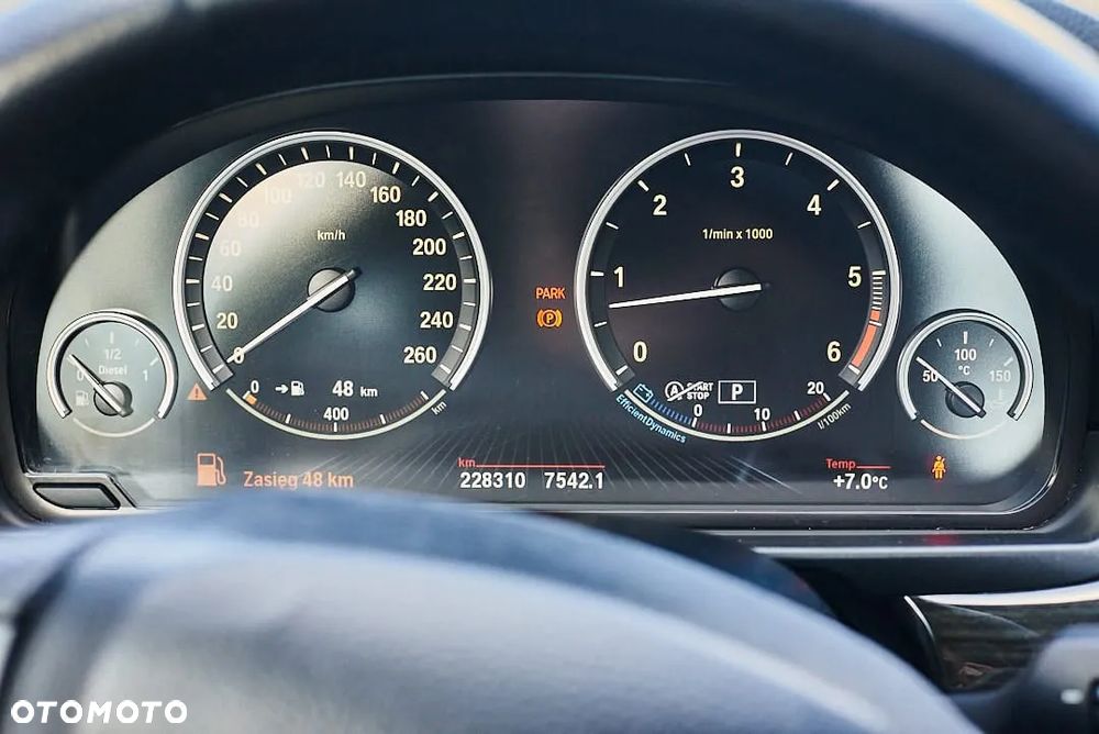 BMW Seria 5 530d xDrive - 19