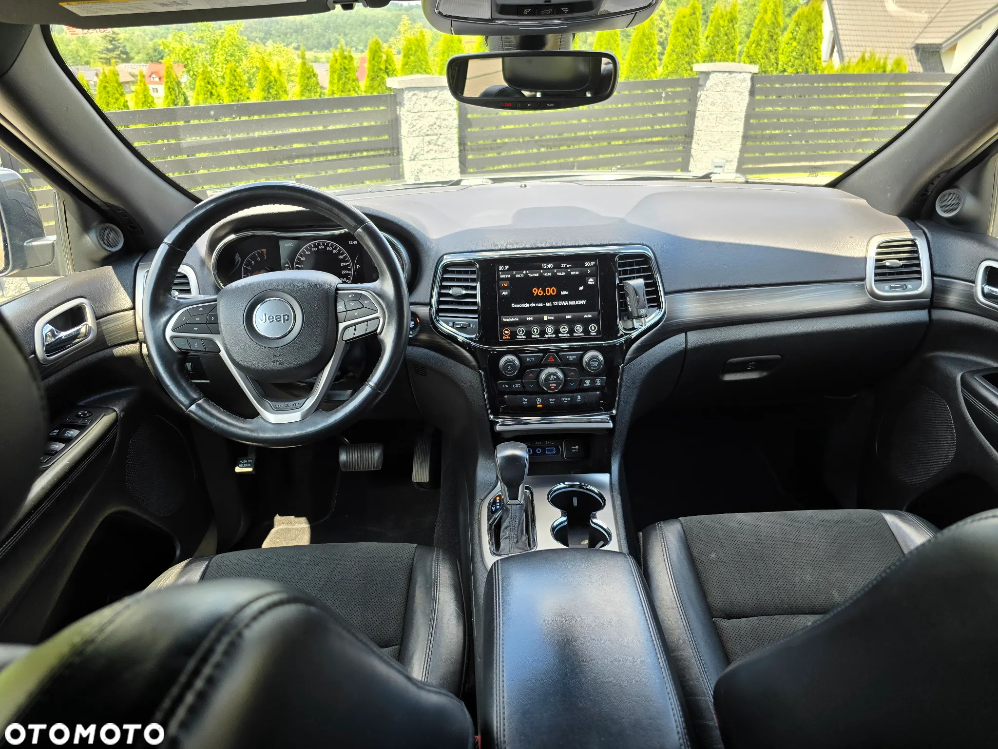 Jeep Grand Cherokee - 9