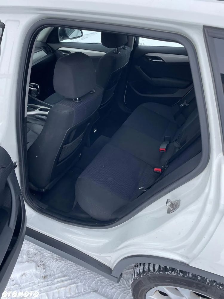 BMW X1 sDrive18d - 14