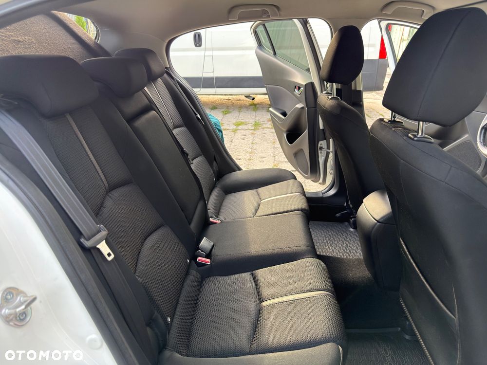 Mazda 3 - 24