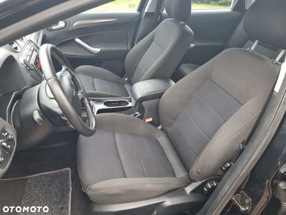 Ford Mondeo 2.0 Titanium - 17