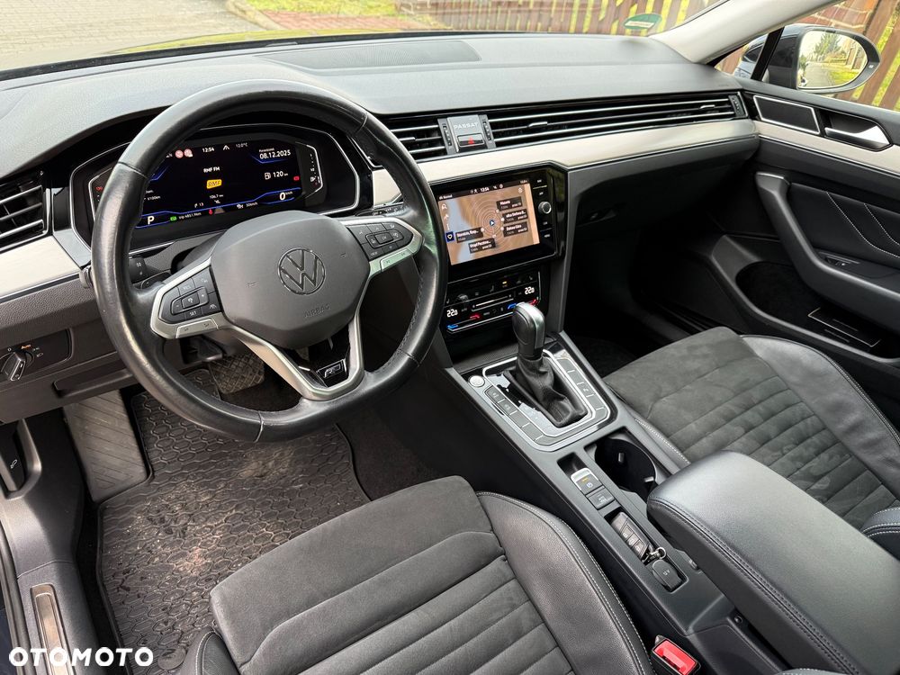 Volkswagen Passat 2.0 TDI 4Mot Elegance DSG - 14