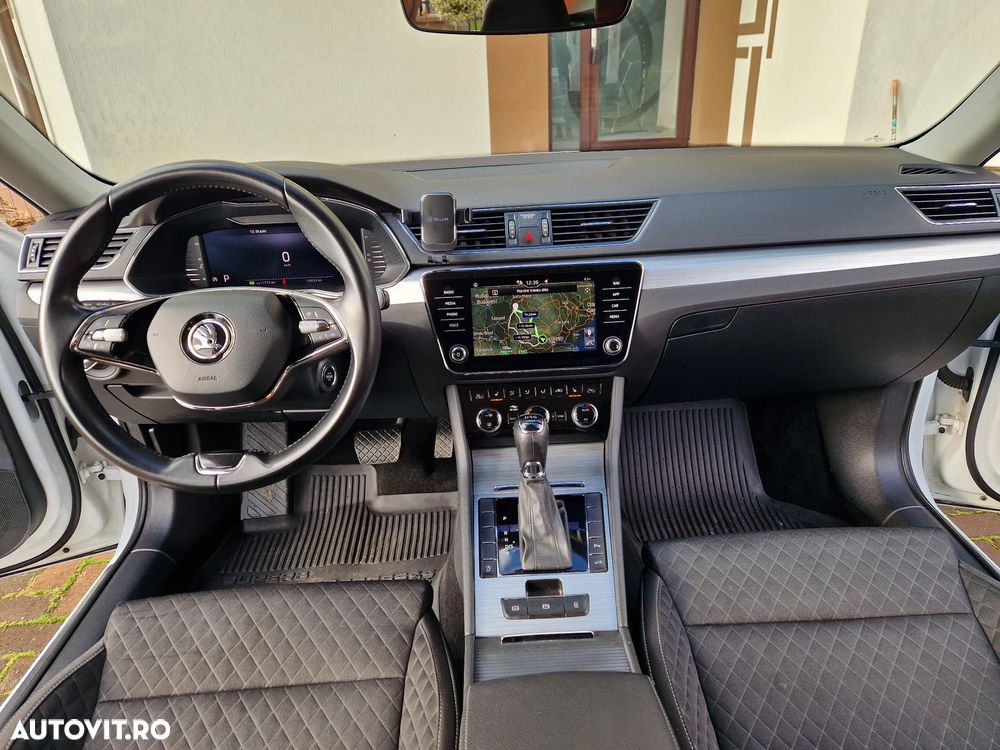 Skoda Superb 2.0 TDI DSG Ambition - 6