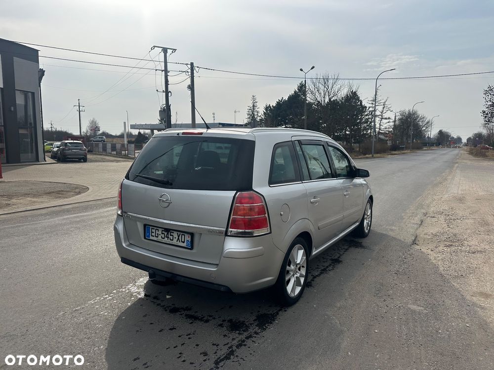 Opel Zafira 1.9 CDTI Navi - 13