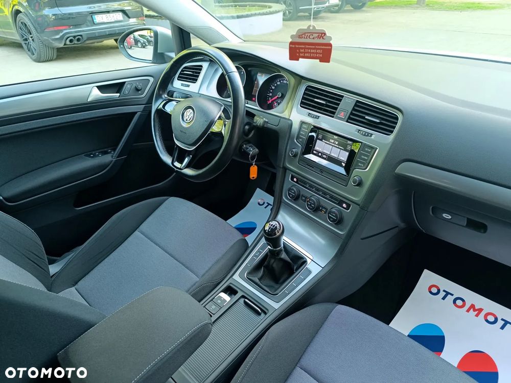 Volkswagen Golf 1.2 TSI BMT Trendline Perfectline - 33