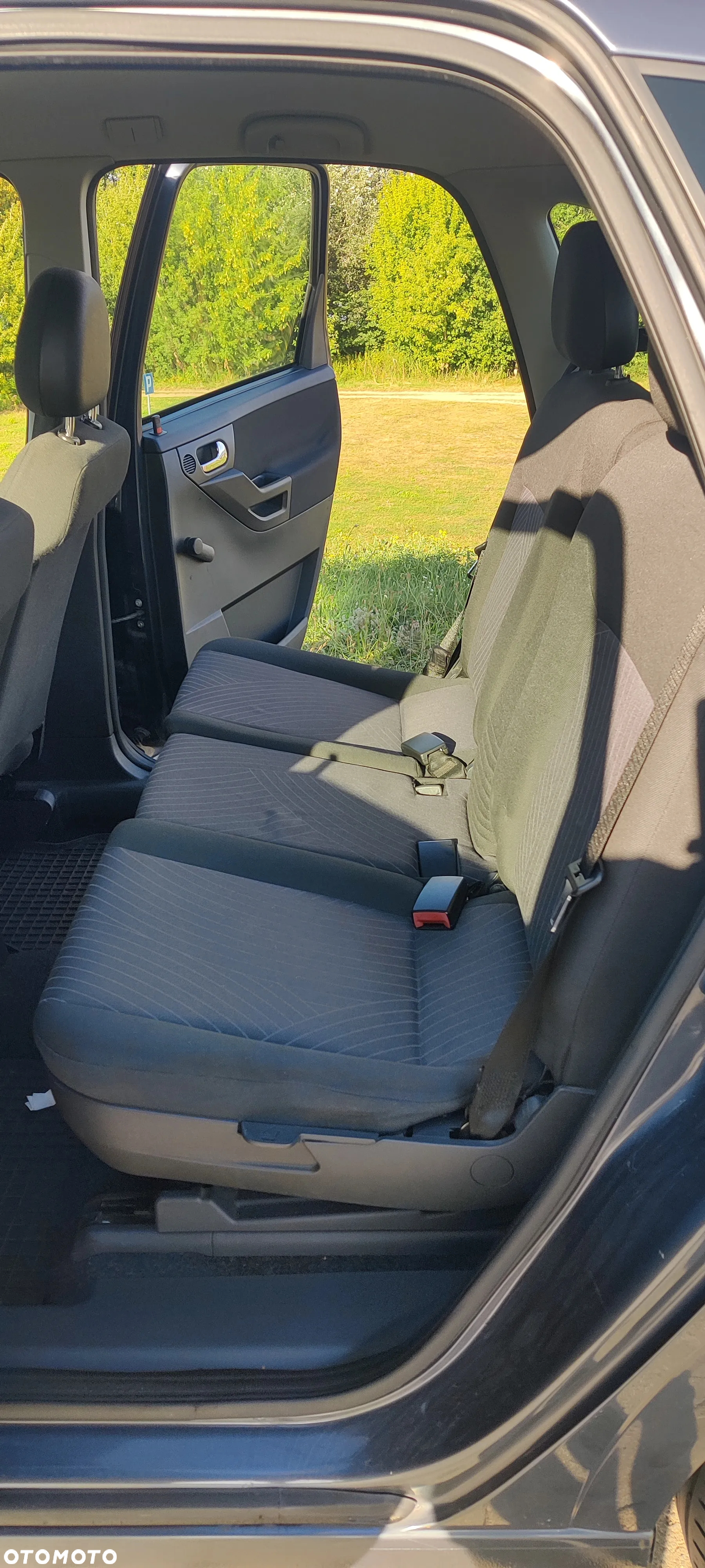 Opel Meriva - 8