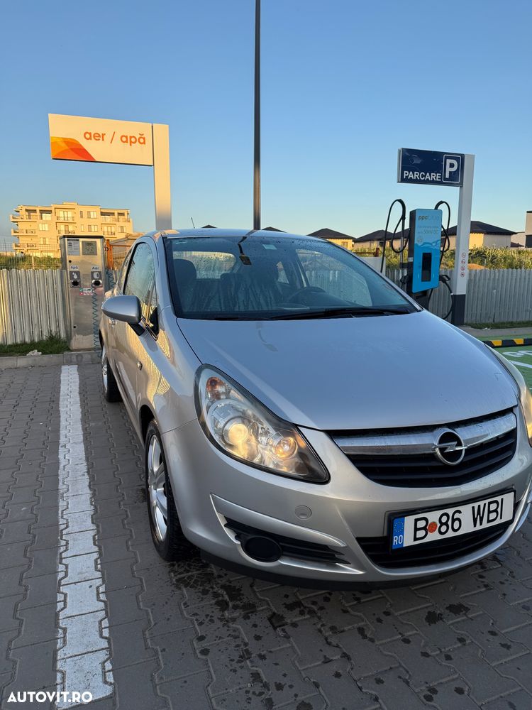 Opel Corsa 1.2 16V Enjoy - 4
