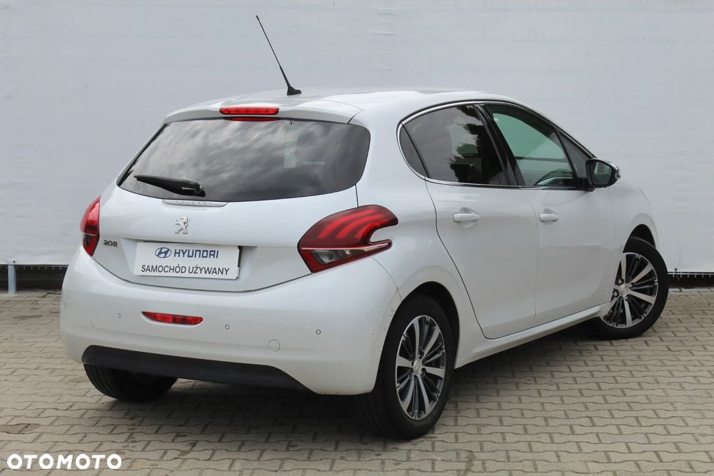 Peugeot 208 1.2 PureTech Allure S&S EAT6 - 5