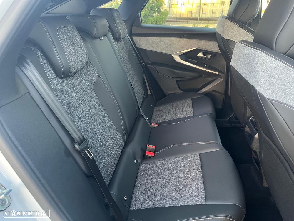 Peugeot 3008 Hybrid 145 e-DSC6 Allure - 49