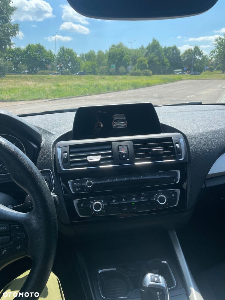 BMW Seria 1 118d Sport Line - 13