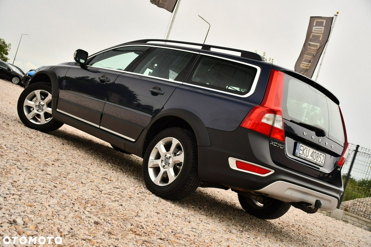 Volvo XC 70 2.4D Momentum - 19