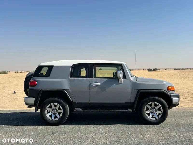 Toyota FJ
