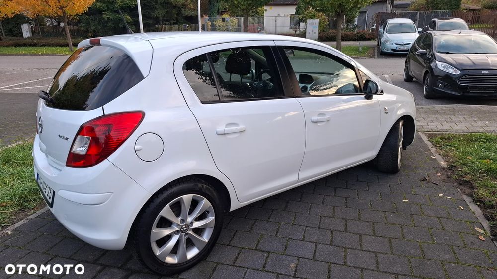 Opel Corsa - 8
