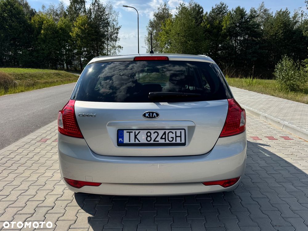 Kia Ceed 1.4 CVVT Attract - 12