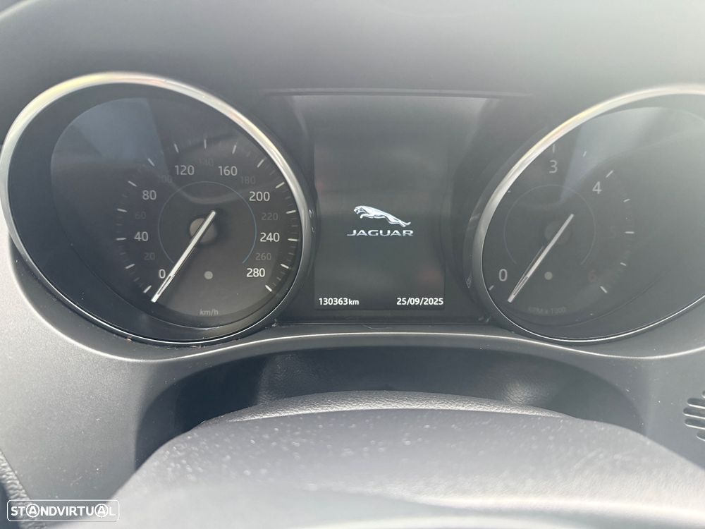Jaguar F-Pace 2.0 i4D R-Sport AWD Aut. - 17