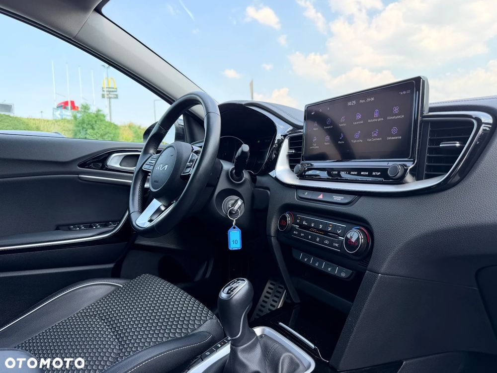 Kia Ceed 1.5 T-GDI Business Line - 18