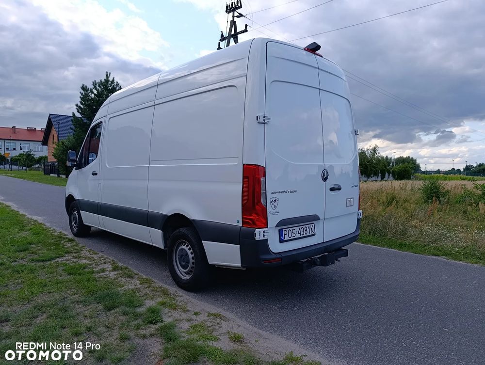 Mercedes-Benz Sprinter - 9