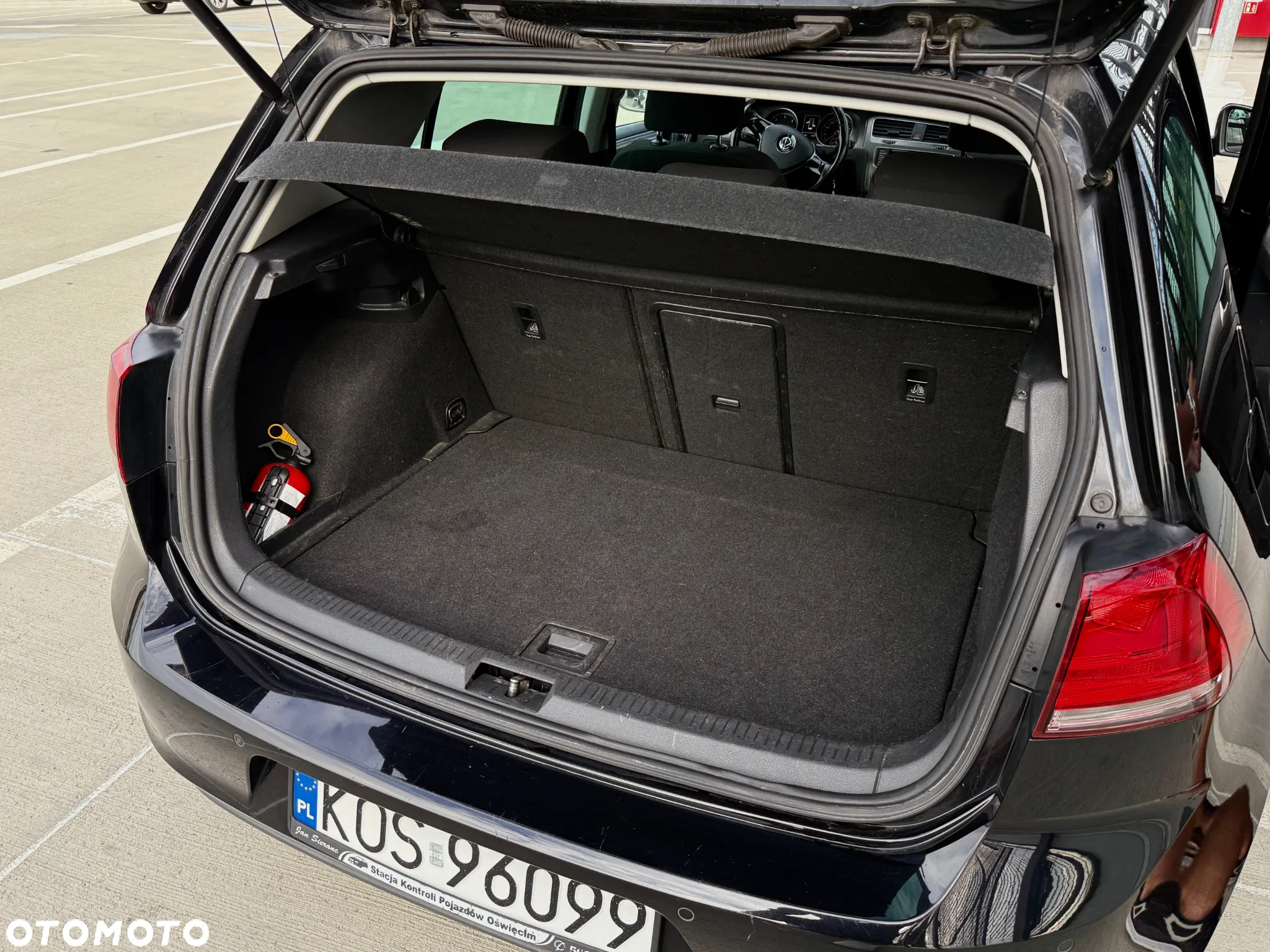 Volkswagen Golf 1.6 TDI BlueMotion Technology Comfortline - 17