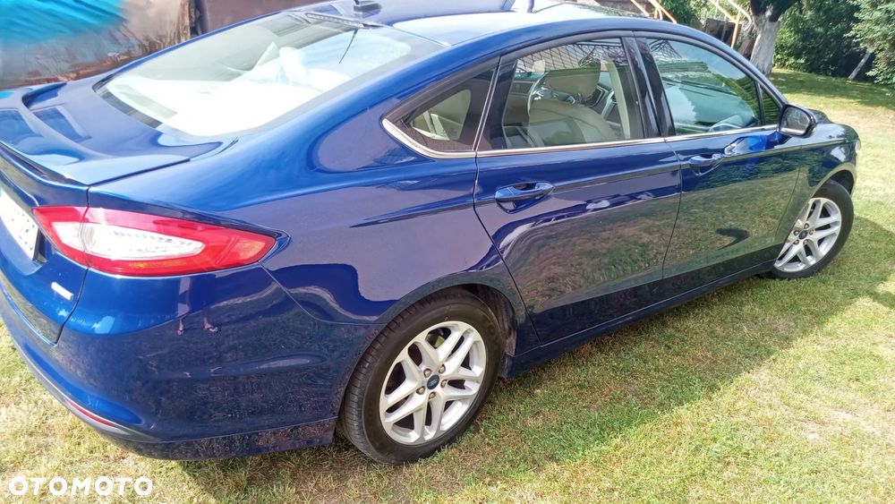 Ford Fusion - 20