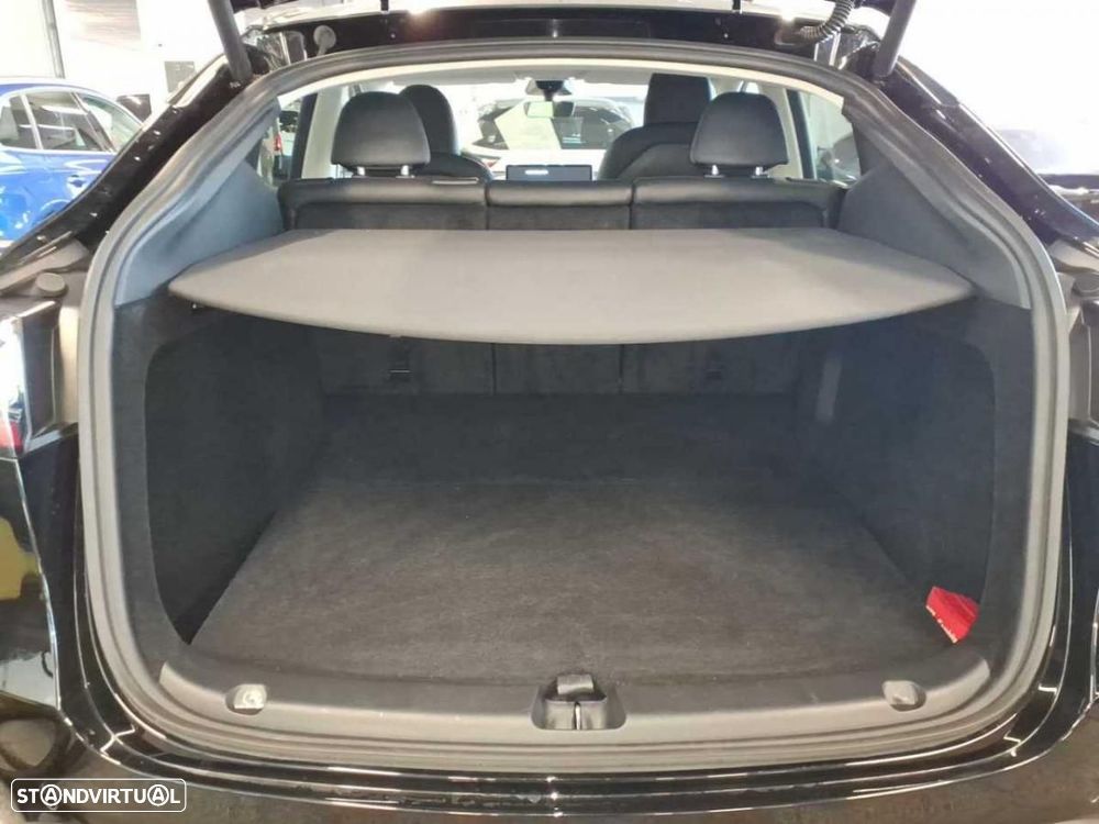 Tesla Model Y Performance Dual Motor AWD - 4