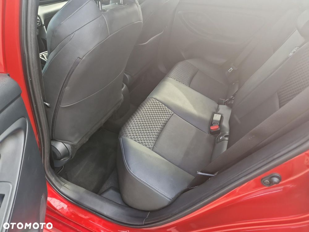 Toyota Yaris 1.5 Selection Style - 16