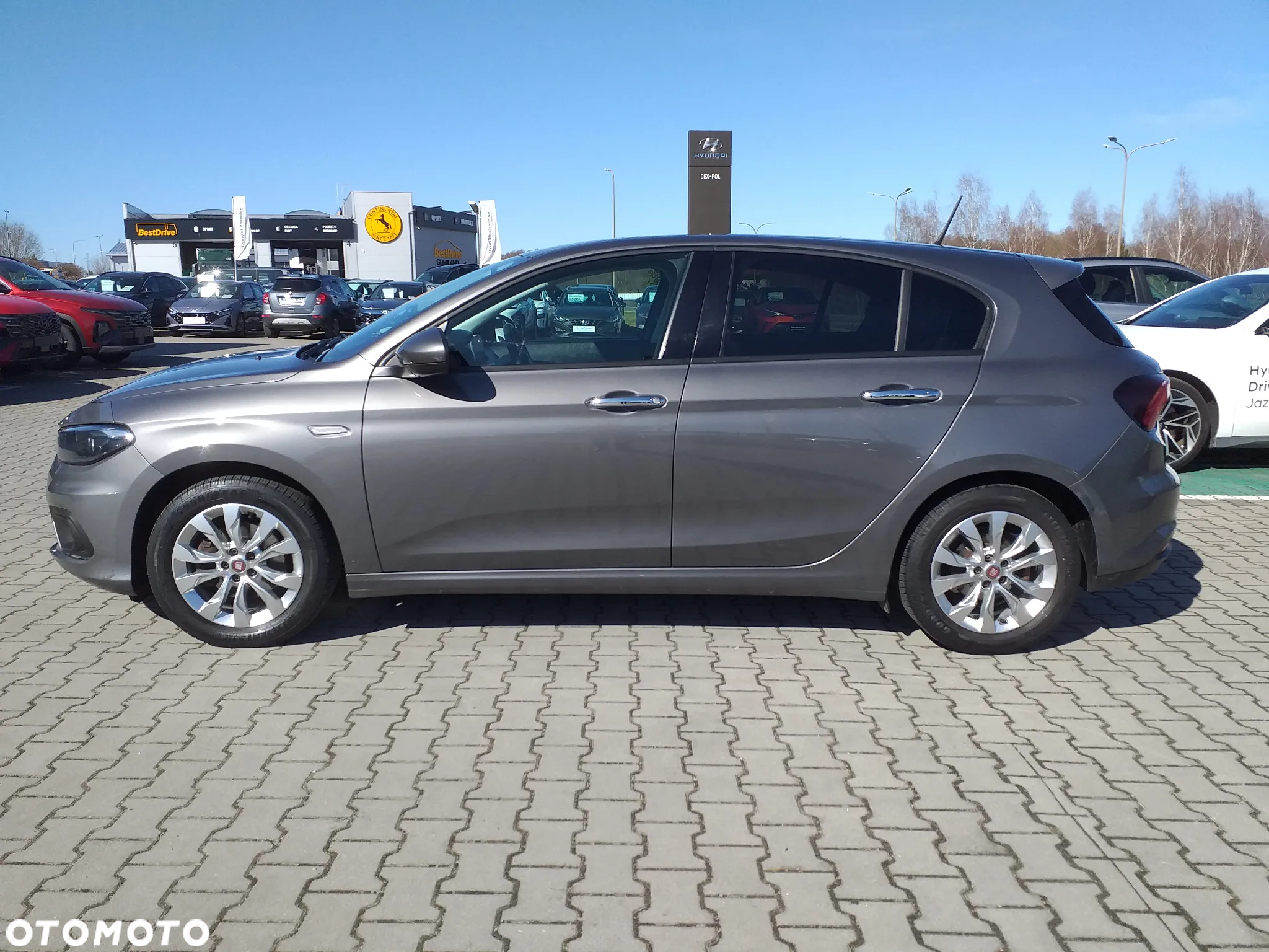Fiat Tipo 1.4 T-Jet 16v Lounge - 3