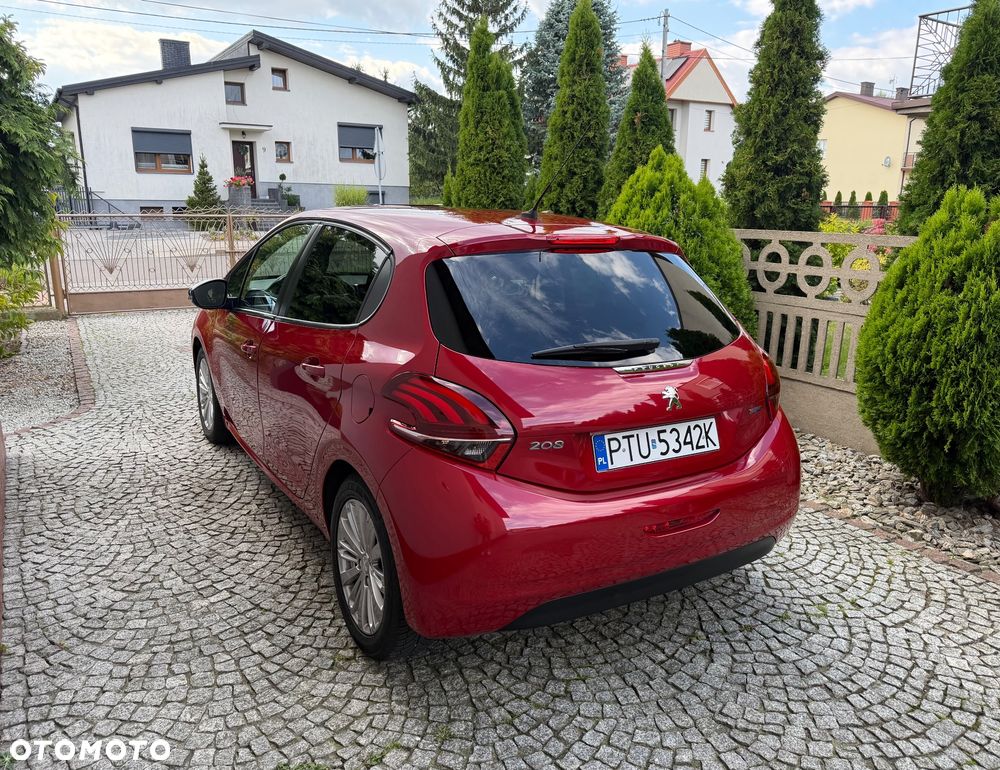 Peugeot 208 82 PureTech Style - 4