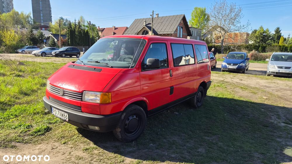 Volkswagen Transporter - 1