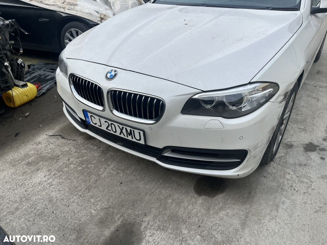 Dezmembram BMW 520d - 3