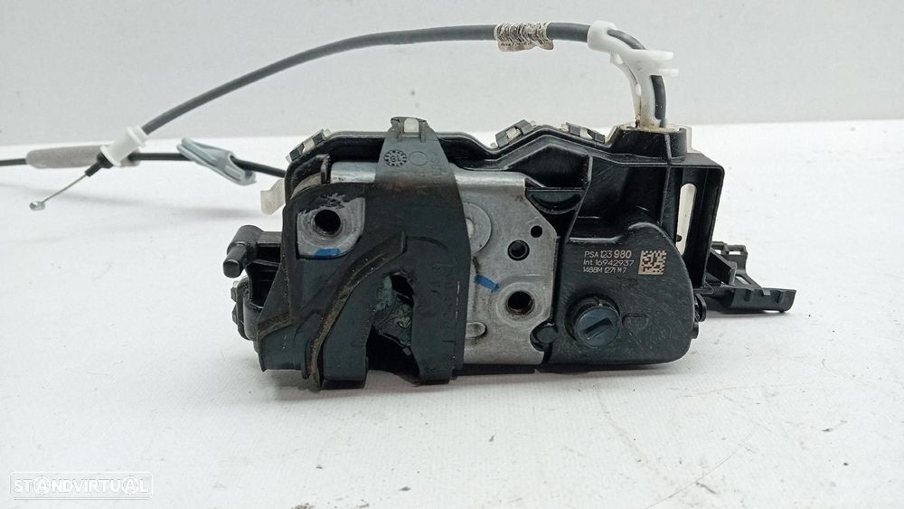 Fechadura / fecho porta frente direito CITROËN C3 III (SX) - 1