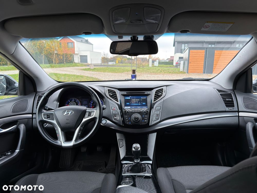 Hyundai i40 1.7 CRDi Comfort + - 26