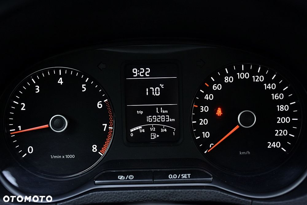Volkswagen Polo 1.2 Comfortline - 6