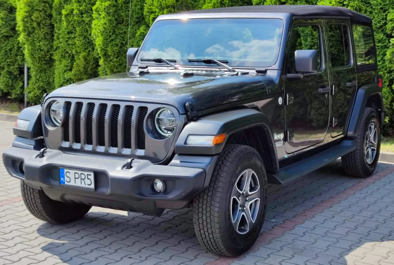 Jeep Wrangler Unlimited GME 2.0 Turbo Sahara - 3