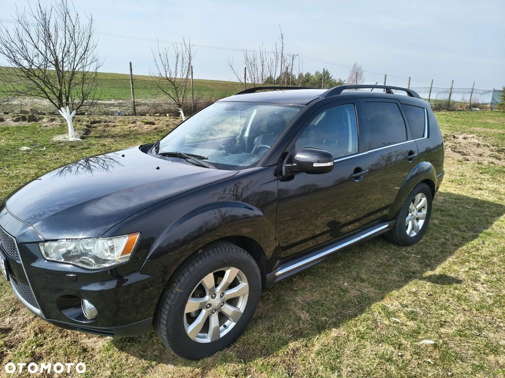 Mitsubishi Outlander 2.0 Intense 2WD - 1