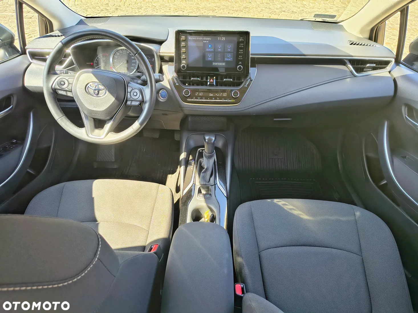 Toyota Corolla 1.8 Hybrid Comfort - 7