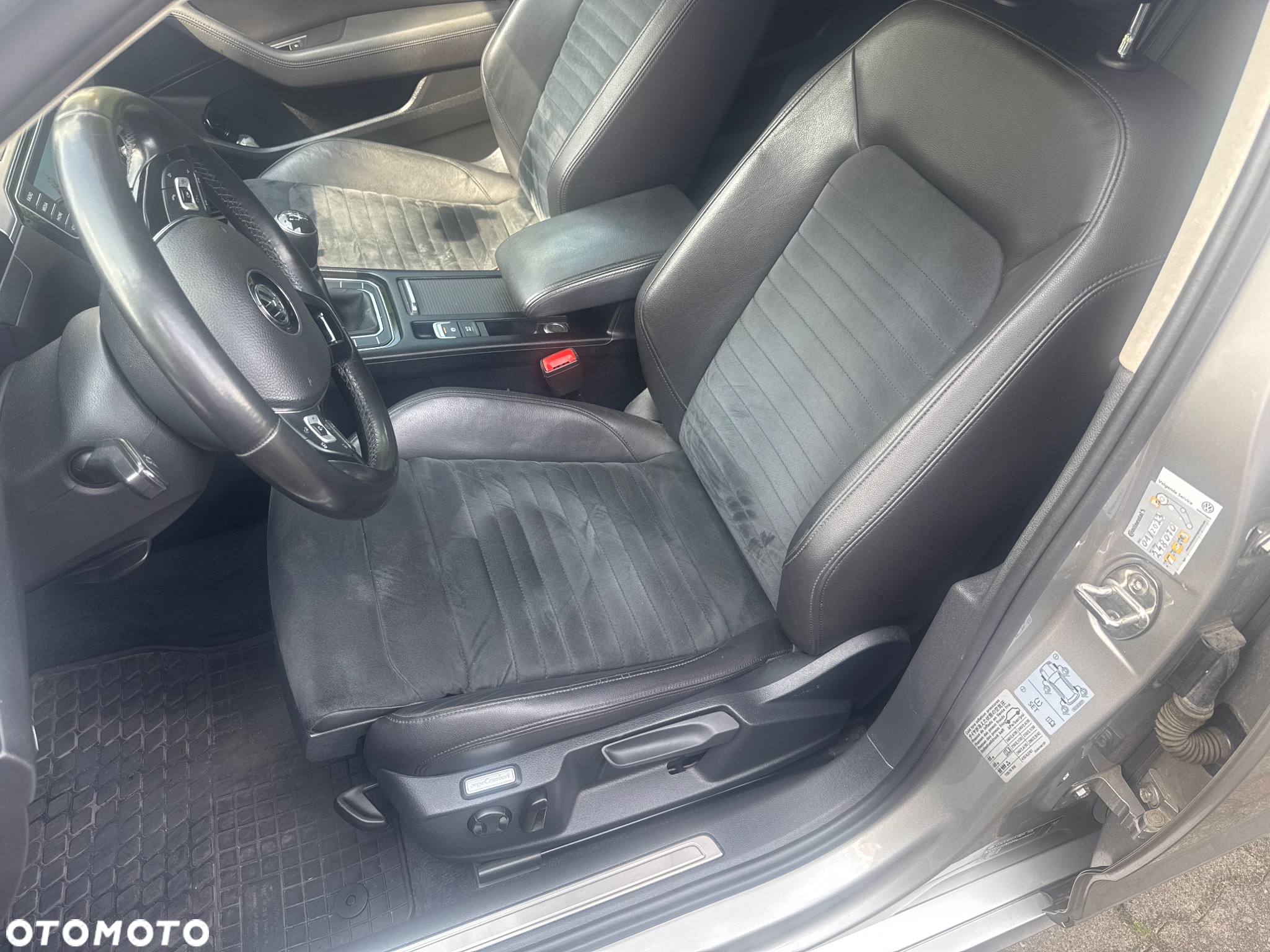 Volkswagen Passat - 18