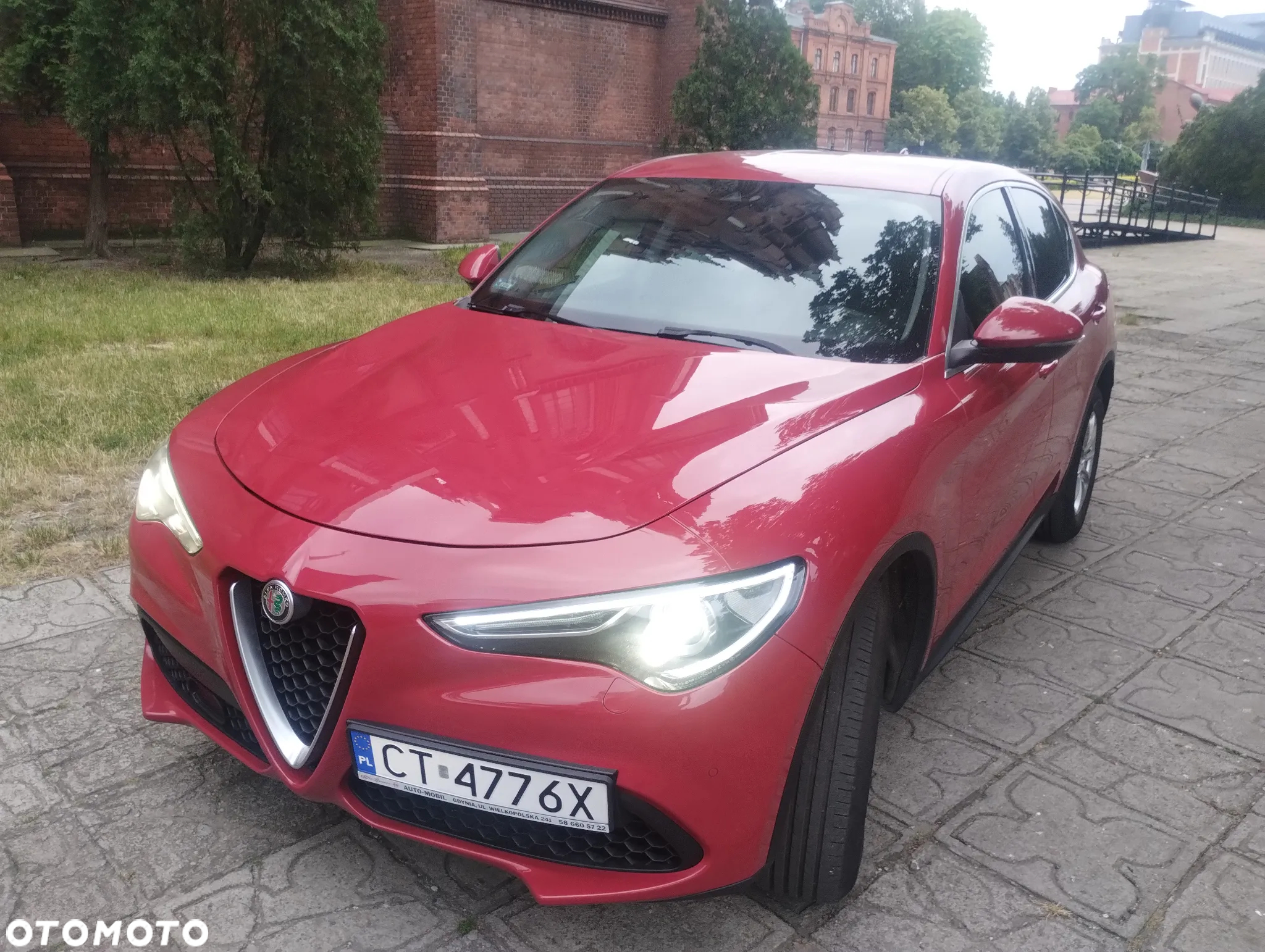Alfa Romeo Stelvio 2.0 Turbo Sprint Q4 - 16
