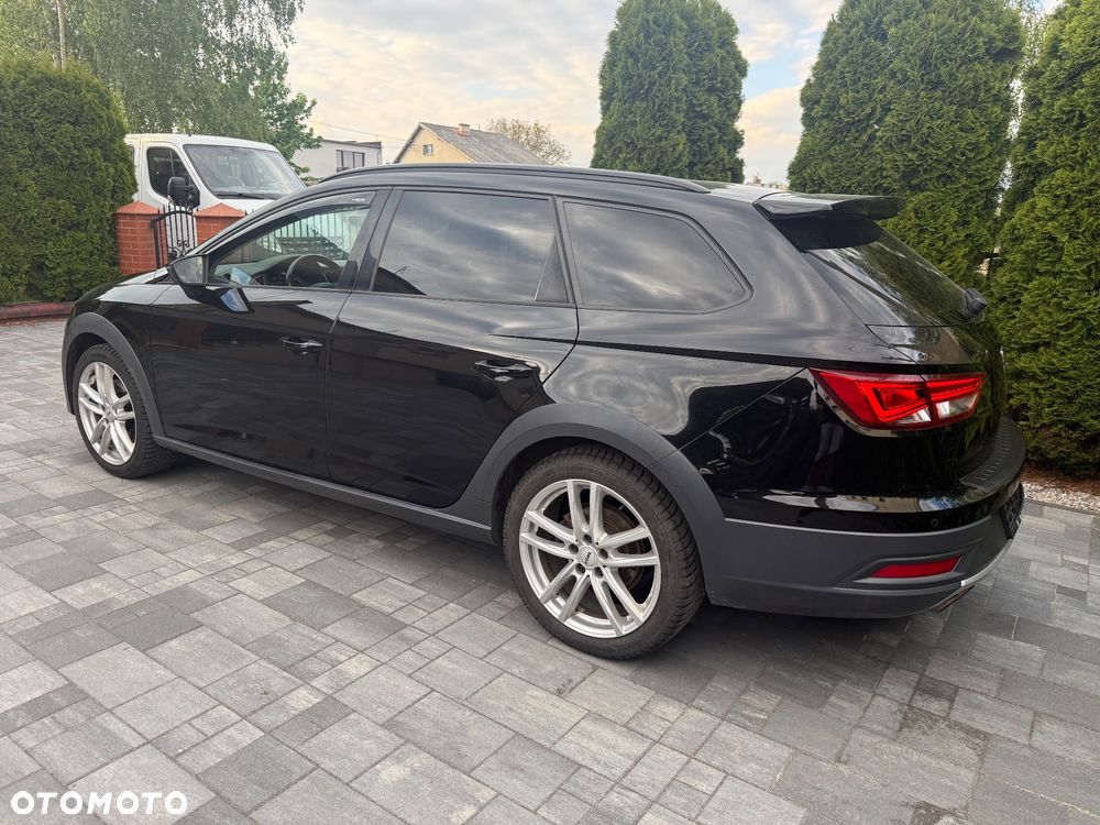 Seat Leon Sportstourer 2.0 TDI Start&Stop 4Drive DSG X-Perience - 11