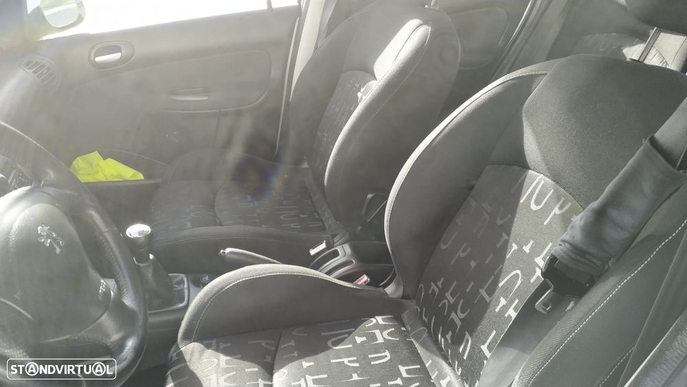 Peugeot 206 SW 1.4 - 6