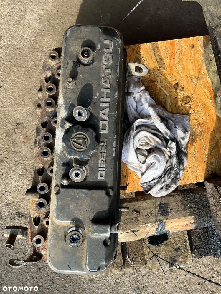 Głowica kompletna daihatsu rocky 2.8td - 5